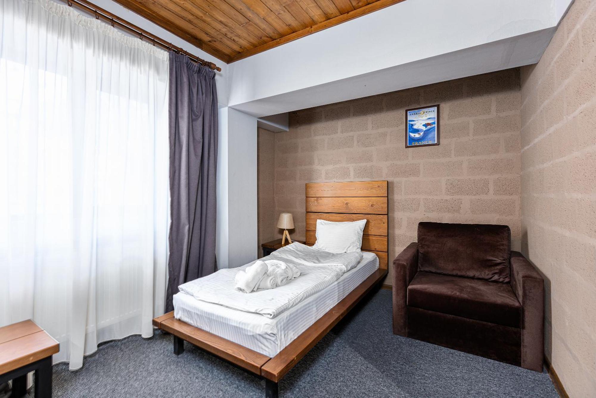 Alpine Lounge Boutique Hotel Казбеги Стая снимка