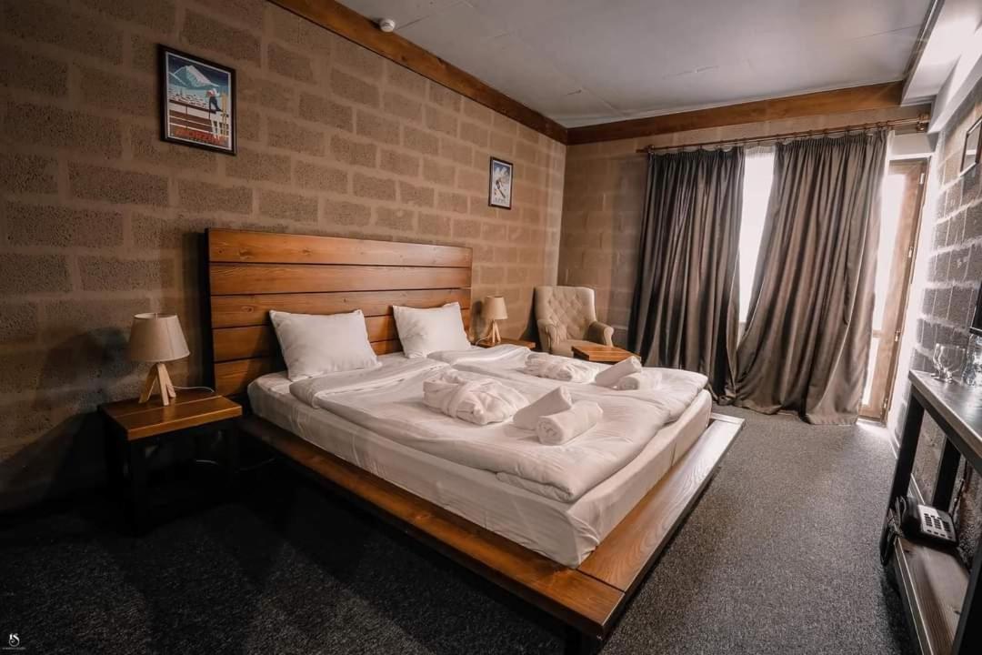 Alpine Lounge Boutique Hotel Казбеги Екстериор снимка
