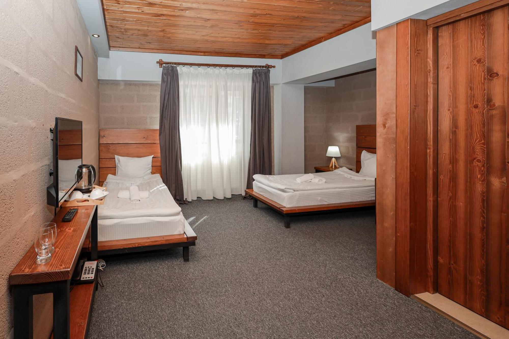 Alpine Lounge Boutique Hotel Казбеги Екстериор снимка